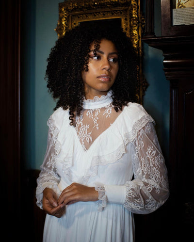 The Dahlia - Ivory