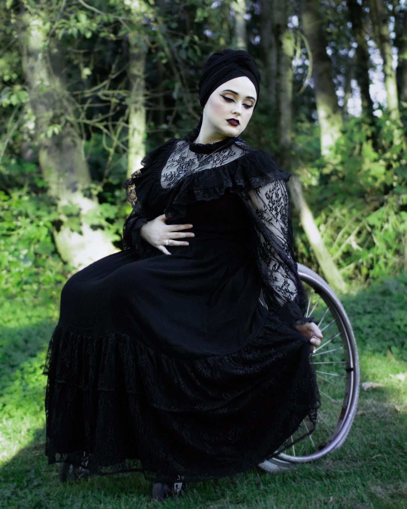 The Dahlia - Black