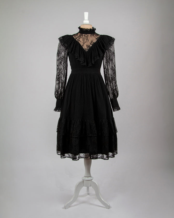 blackfront-resized_720x.jpg?v=